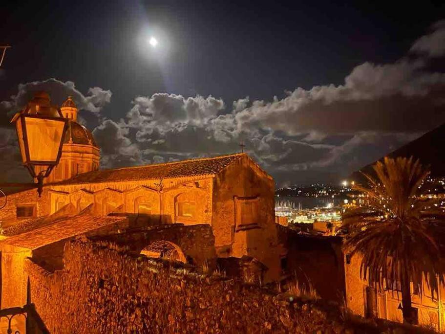 فيلا ترميني إميرسيفي Casa Al Plumbago المظهر الخارجي الصورة